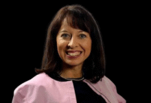 Stephanie Barrett Börse